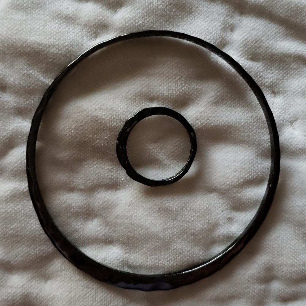 RLM Studio hematite ring and bracelet set